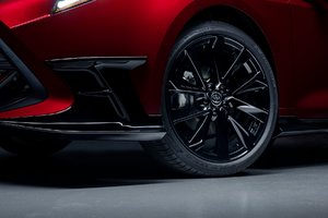 Rouge supersonique pour la Corolla Hatchback Édition spéciale 2021