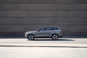 The new 2024 Volvo EX90 is unveiled