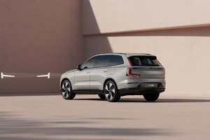 The new 2024 Volvo EX90 is unveiled