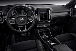 Beat the Heat: Maximizing Your Volvo EV's Range this Summer