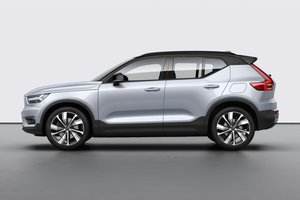 2022 Volvo XC40