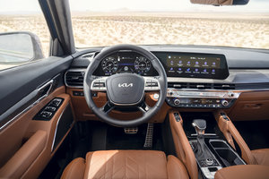 The Premium Midsize Three-Row 2024 Kia Telluride SUV