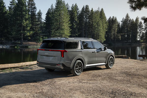 5 Reasons to Jump into a 2025 Kia Carnival Right Now