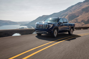 A look at the differences between the 2024 GMC Sierra Denali and the 2024 GMC Sierra Denali Ultimate