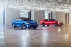 Assessing the 2024 Volkswagen Jetta versus the 2024 Honda Civic