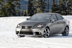 Lexus IS 2015 – Personnalité plus sportive