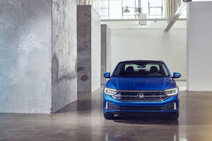 Fuel economy and performance combine in the 2022 Volkswagen Jetta