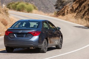 Four Reasons to Choose a Pre-Owned Toyota Corolla