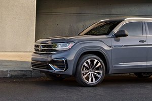 2021 Volkswagen Atlas Cross Sport vs. 2021 Honda Passport