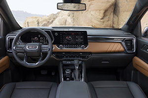 5 Outstanding features of the GMC Canyon AT4 and AT4X