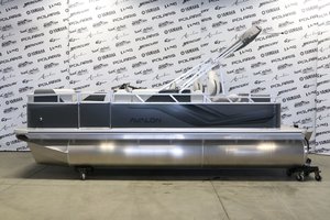 AVALON VENTURE 1975 RF + YAMAHA 40 HP 2025