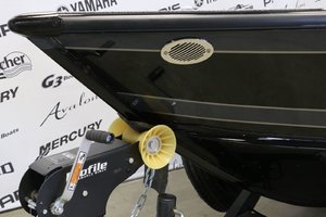 LUND 1875 Pro Guide + MERCURY 90 HP & remorque 2025