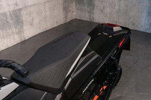 Polaris 850 INDY XC 137 SNOWCHECK SELECT  2023