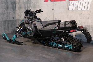 Polaris Patriot Boost INDY VR1 137 ES SNOWCHECK 2024