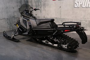 2024 Polaris PROSTAR S4 VOYAGEUR 146 ES