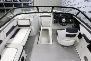 2025 Yamaha AR195