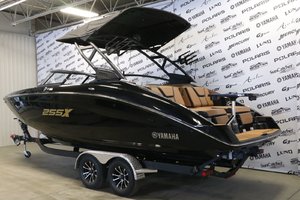 2025 Yamaha 255XD