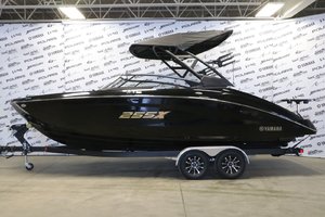 2025 Yamaha 255XD