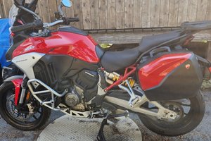 Ducati MULTI STRADA V4S VENTE ACCOMODATION 2021