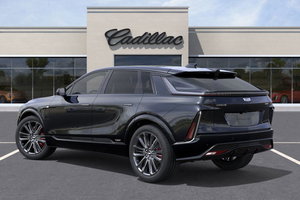 Cadillac LYRIQ Lyriq-V 2026