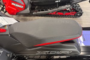 Polaris INDY XCR 9R 136 MIDNIGHTBLUE METTALIC & INDY RED 2025