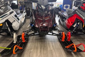 2025 Polaris Switchback Assault 9R 146 ES MATTE DARK CHERRY & GLOSS BLACK