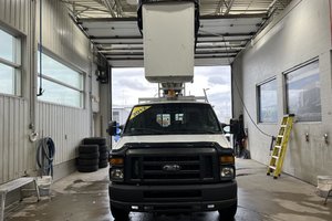 2012 Ford E-350 Super renforcé commercial