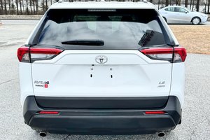Toyota RAV4 LE AWD / TRÈS BAS KILOS / AUBAINE !!!!!!!!! 2020