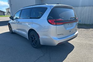 2024 Chrysler Pacifica Hybrid PREMIUM S APPEARANCE