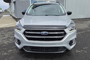 2018 Ford Escape SE  AWD  ENSEMBLE DÉCOR NOIR