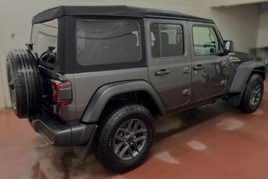 Jeep WRANGLER 4-Door SPORT S 2024