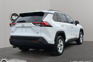 Toyota RAV4 XLE 2021
