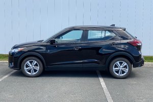 2022 Nissan Kicks S | Cam | USB | BT | Cruise | Warranty to 2027