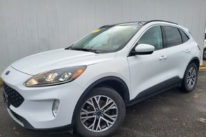 2022 Ford Escape SEL | Leather | Cam | USB | Warranty to 2027