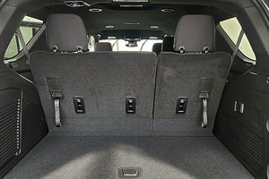 GMC Yukon SLE 2024