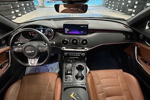 Kia Stinger TRIBUTE, #491/1000, ÉDITION LIMITÉ 2023