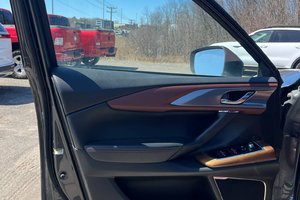 2017 Mazda CX-9 Signature, 8 PNEUS, CUIR, TOIT, AWD, HITCH, MAGS