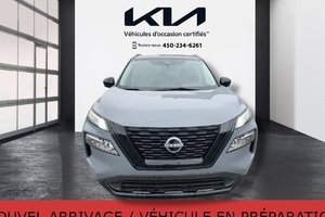 2023 Nissan Rogue SV midnight edition, 8 PNEUS, TOIT, CUIR, AWD