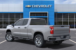Chevrolet Silverado 1500 Custom 2025