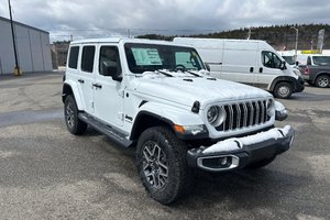 2025 Jeep WRANGLER 4-Door SAHARA
