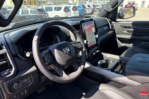 2025 Ram 1500 SPORT