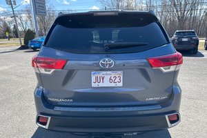 Toyota Highlander Limited 2019
