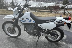 Suzuki DR 650 MOTO FLAMBANT NEUVE !!! 2023