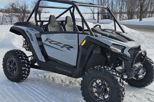 Polaris RZR XP 1000 SPORT  2025