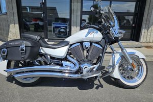 2013 Victory Motorcycles BOARDWALK 1700