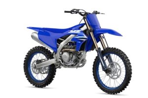 Yamaha YZ 450F  2025