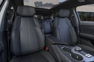 Cadillac OPTIQ Sport 1 2025