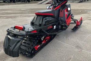 Polaris Indy XCR 850  128''  2022