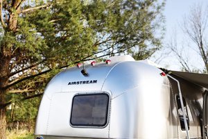 2021 Airstream Bambi 19CB Classic Range