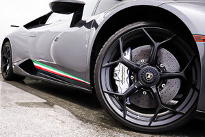 2018 Lamborghini Huracàn PERFORMANTE + AWD + 631 HP